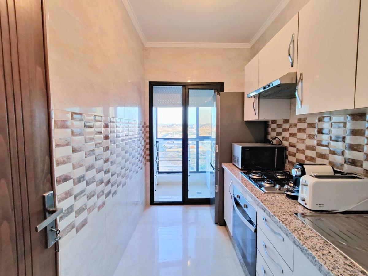 Appartment In Tanger City Center - 5Min To The Beach - Free Parking Buitenkant foto